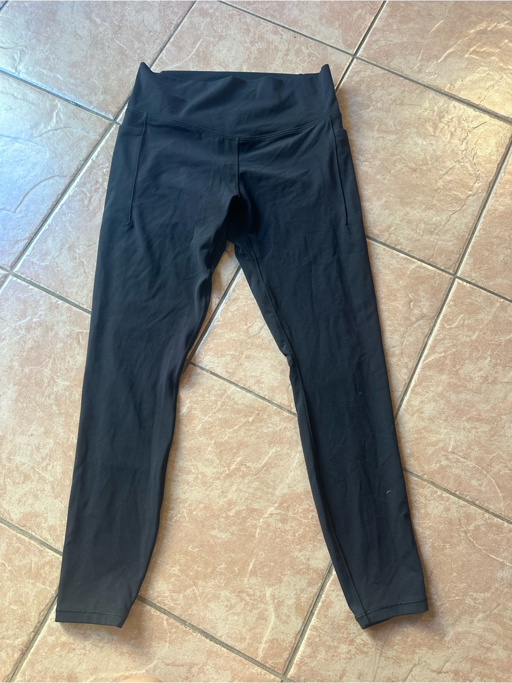 Vuori Black High-Waist Leggings